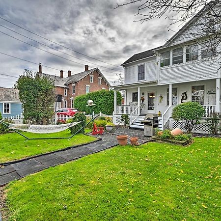 Unique And Historic Home Walk To Lake Champlain Платсбърг Екстериор снимка