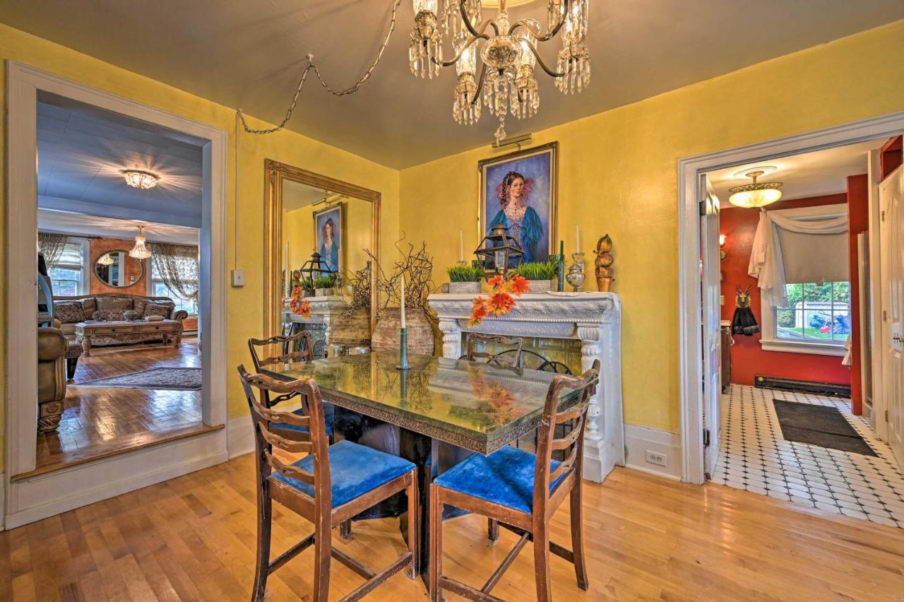 Unique And Historic Home Walk To Lake Champlain Платсбърг Екстериор снимка
