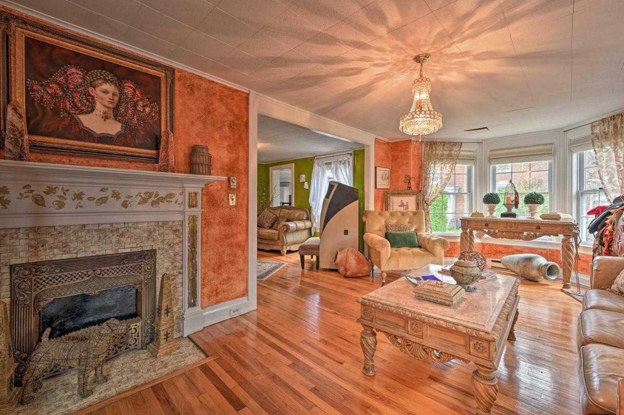 Unique And Historic Home Walk To Lake Champlain Платсбърг Екстериор снимка